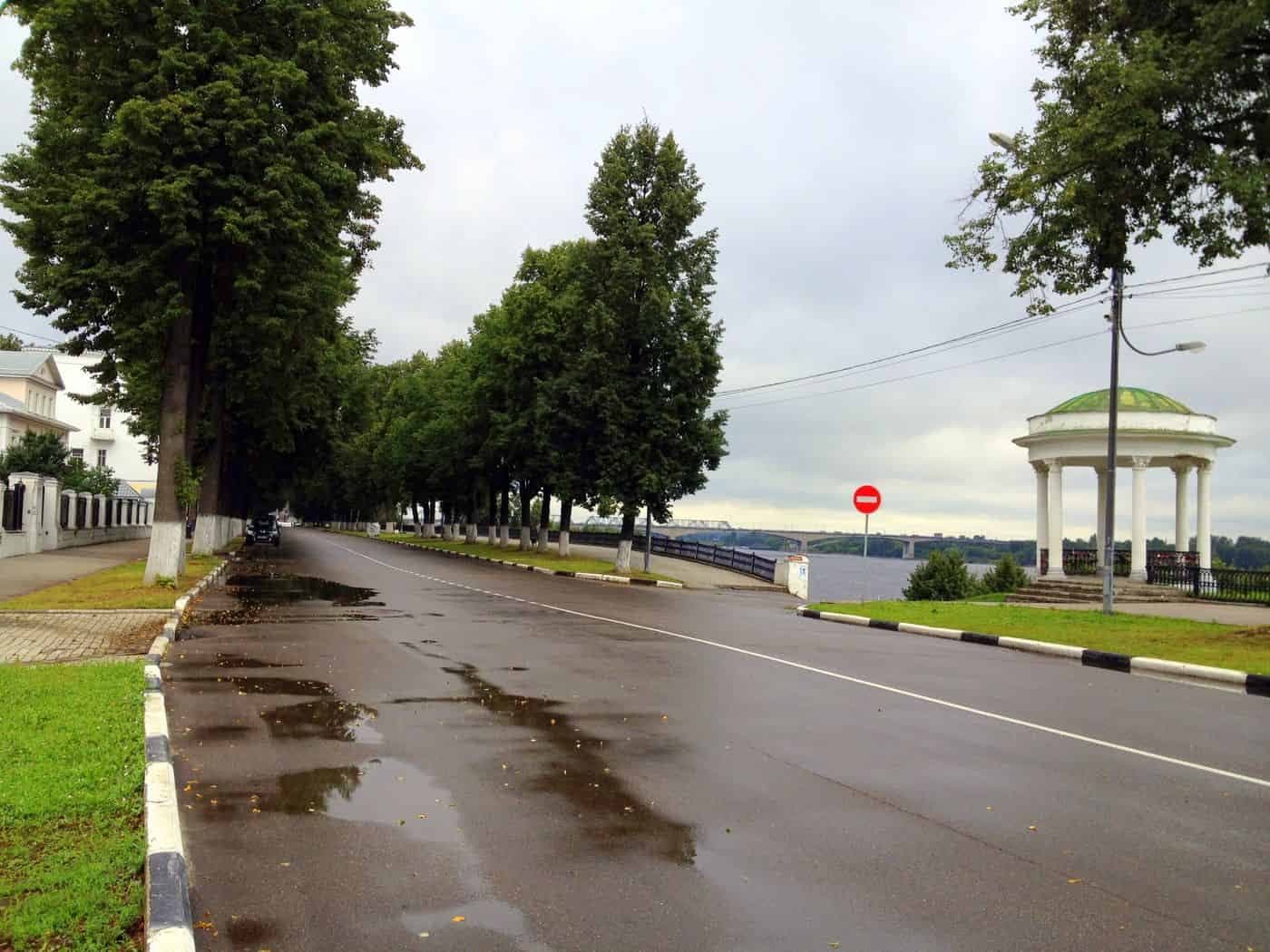 Ротонда на Волжской набережной, Ярославль